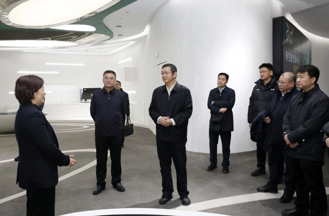 甘靖中到中关村生命科学园调研指导工作时强调，坚持创新引领、服务国家战略，在推动科技创新与产业创新深度融合上走在前列